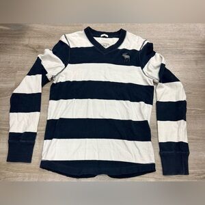 vintage Abercrombie & Fitch men's muscle fit v-neck pullover lightweight sweater